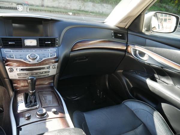 *2012* *INFINITI* *M56* *4dr Sdn AWD* for sale in South St. Paul, MN – photo 8