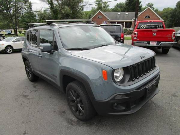 2017 Jeep Renegade Altitude 4x4 - cars & trucks - by dealer -... for sale in Maple Shade, NJ – photo 4