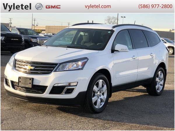 2017 Chevrolet Traverse SUV FWD 4dr LT w/1LT - Chevrolet - cars &... for sale in Sterling Heights, MI – photo 5