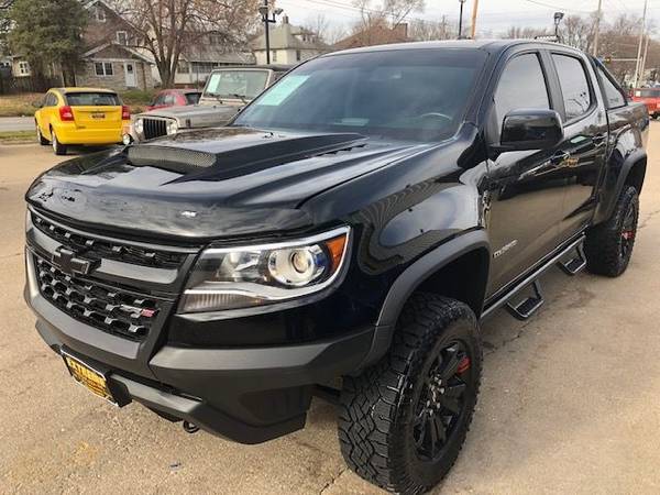 2018 Chevrolet Colorado ZR2 - - by dealer - vehicle for sale in Des Moines, IA – photo 3