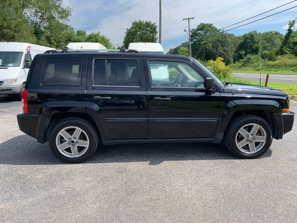 2007 JEEP PATRIOT LIMITED 4x4 87k miles no accidents - cars & trucks... for sale in Malaga, NJ – photo 4