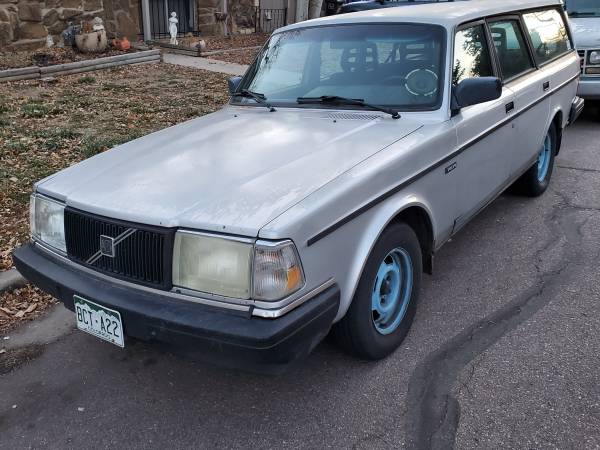 1992 Volvo 240 Wagon - cars & trucks - by owner - vehicle automotive... for sale in Loveland, CO – photo 2