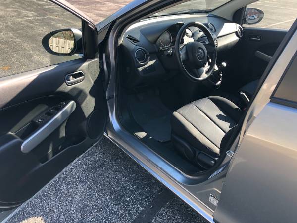 Super Clean Mazda for sale in Indianapolis, IN – photo 19