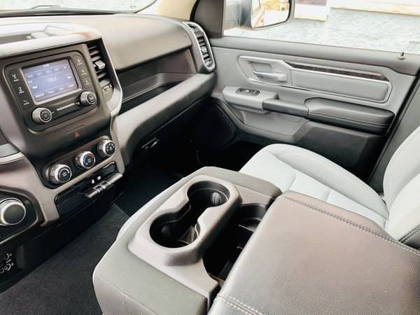 2019 Ram 1500 Big Horn Crew Cab 4x4 w/19k Miles for sale in Green Bay, WI – photo 19