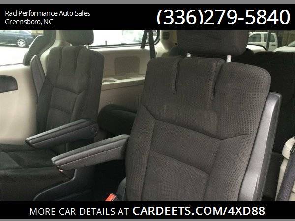 2016 DODGE GRAND CARAVAN SXT - - by dealer - vehicle for sale in Greensboro, NC – photo 19
