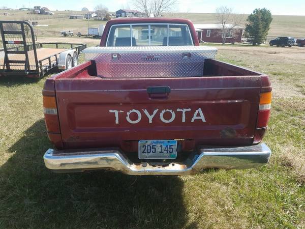 1991 Toyota pickup $2000 obo need gone asap for sale in Box Elder, SD – photo 4
