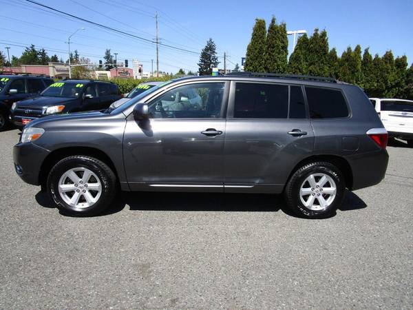 One Owner 2010 Toyota Highlander SE 3rd Row Seating! for sale in Lynnwood, WA – photo 2