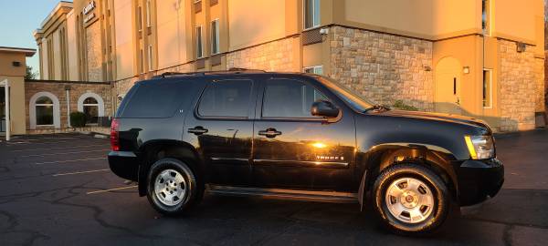 // 07 Chevy Tahoe LT 4X4 2TV DVD// - cars & trucks - by dealer -... for sale in East Hartford, CT – photo 9