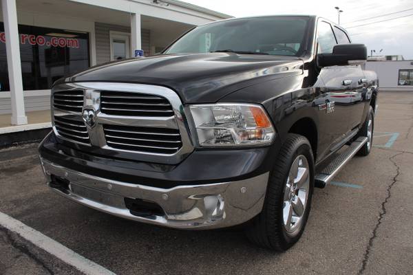 2016 Ram 1500 Big Horn Crew Cab 4x4 *ECODIESEL* - cars & trucks - by... for sale in Mount Clemens, MI – photo 2