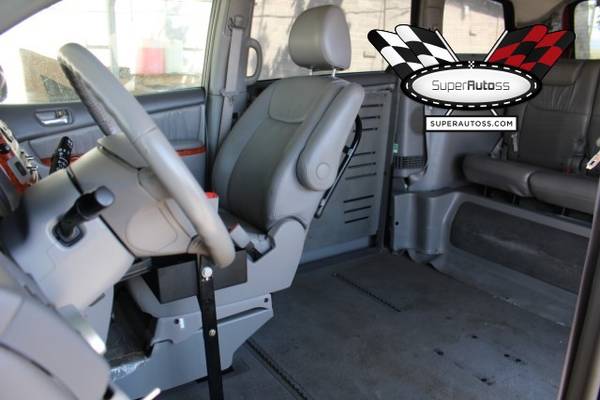 2009 Toyota Sienna Braun Rampvan, Damaged, Repairable, Salvage for sale in Salt Lake City, WY – photo 9