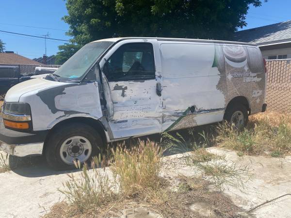 2008 and 2005 Chevy express cargo vans 2500 series for sale in Modesto, CA – photo 6