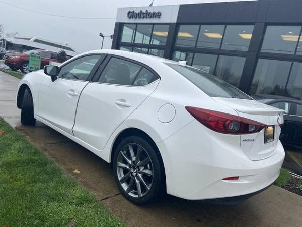 2018 Mazda Mazda3 Touring ( Easy Financing Available ) - cars &... for sale in Gladstone, OR – photo 6
