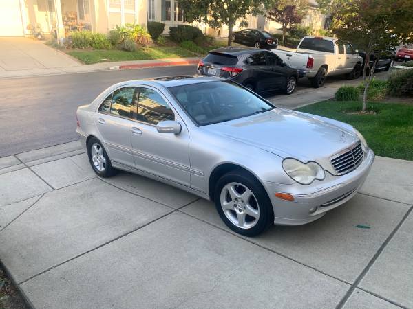 !!! 2001 Mercedes C320 , original owner , low miles 110k , leather for sale in Rodeo, CA – photo 4