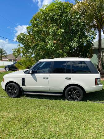 2010 Range Rover HSE - cars & trucks - by owner - vehicle automotive... for sale in Port Saint Lucie, FL – photo 2