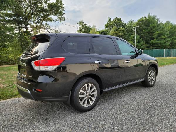 2014 Nissan Pathfinder S 4WD - cars & trucks - by dealer - vehicle... for sale in Exeter, RI – photo 6