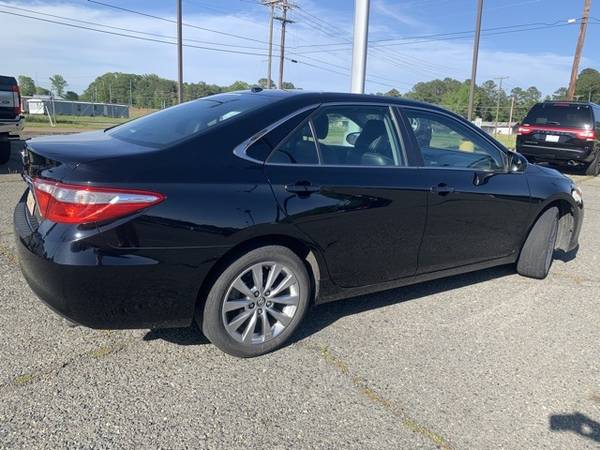 2017 Toyota Camry XLE - - by dealer - vehicle for sale in Minden, LA – photo 5