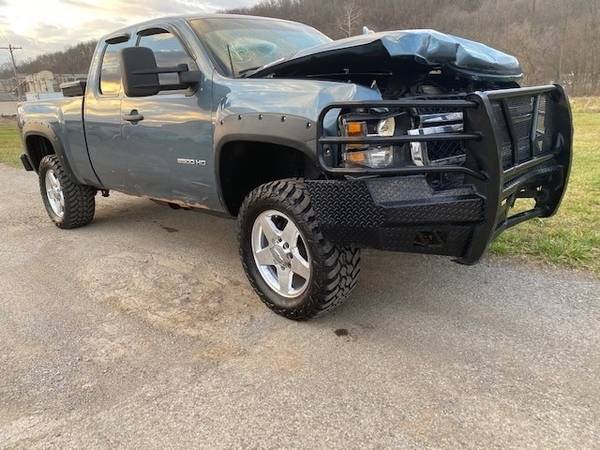 2011 Chevrolet Silverado 2500HD Extended Cab Standard Box 4-Wheel for sale in Other, OH – photo 3