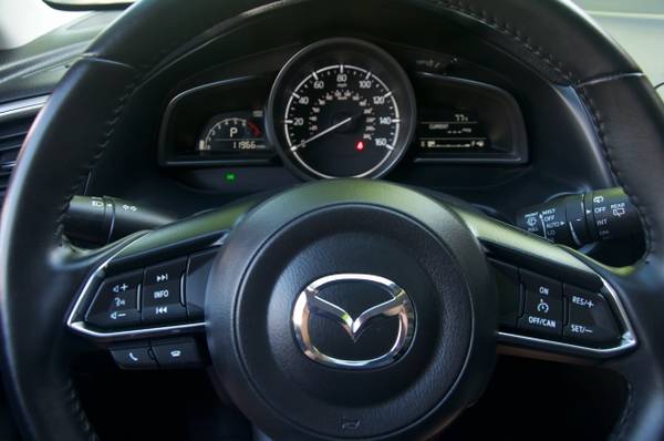 2018 Mazda 3 Mazda3 S Touring Hatchback Auto Sunroof Camera BOSE for sale in Hillsboro, OR – photo 20