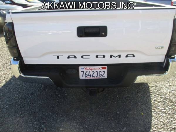 2017 Toyota Tacoma SR5 Double Cab 6' Bed V6 4x4 AT - cars & trucks -... for sale in Modesto, CA – photo 9