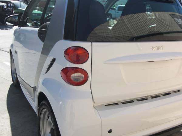 2015 SMART ELECTRIC DRIVE, ONLY 3, 300 MILES, LIKE NEW ! - cars & for sale in San Diego, CA – photo 8