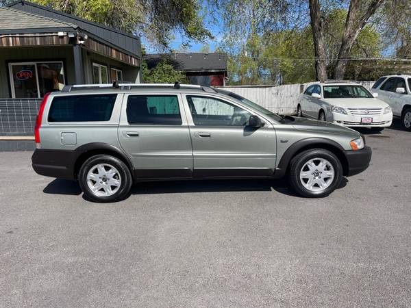 2006 Volvo XC70 CrossCountry 2 5T AWD Wagon Leather Loaded - cars & for sale in Bend, OR – photo 8