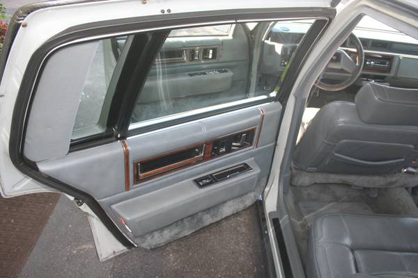 1989 CADILLAC SEDAN DEVILLE for sale in Sparrows Point, MD – photo 13