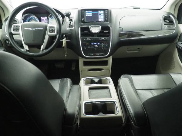 2014 Chrysler Town & Country Touring - - by dealer for sale in Wayzata, MN – photo 10