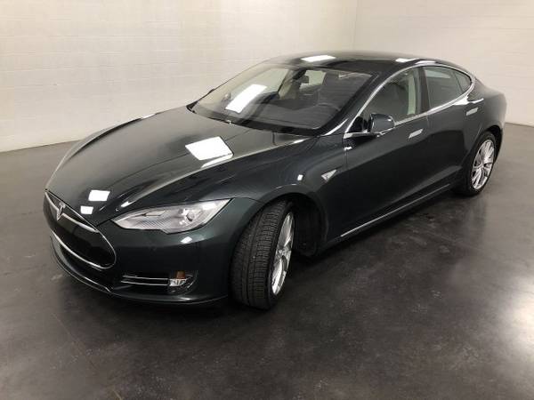 2014 Tesla Model S Green Metallic LOW PRICE....WOW!!!! for sale in Carrollton, OH – photo 5