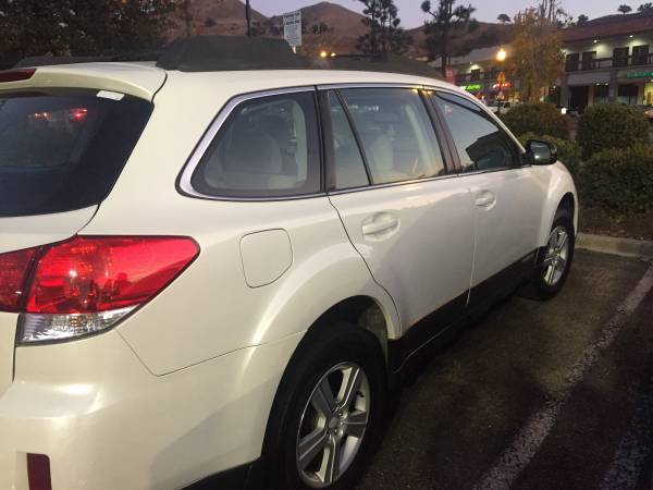 2013 Subaru outback wagon 2.5 I excellent condition - cars & trucks... for sale in Agoura Hills, CA – photo 3
