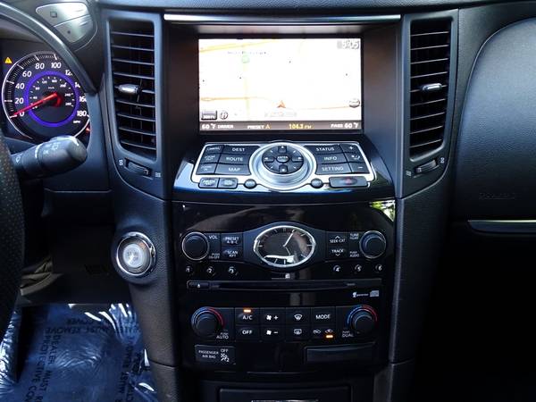 2009 Infiniti FX35 Premium and Navigation Packages! FINANCING AVAIL! for sale in Pasadena, CA – photo 16