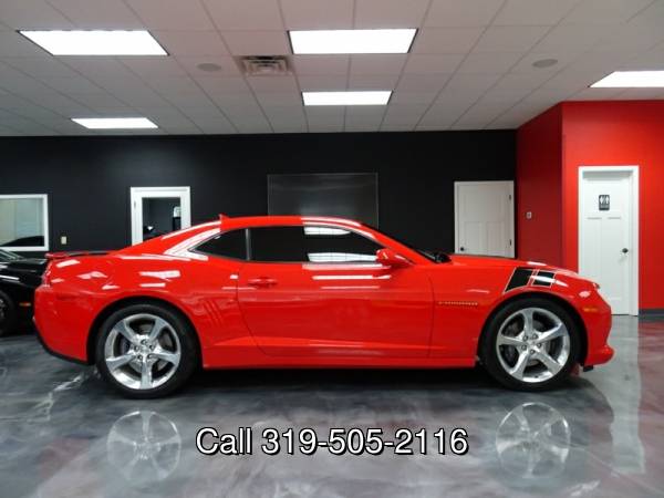 2015 Chevrolet Camaro 2SS - - by dealer - vehicle for sale in Waterloo, IA – photo 4