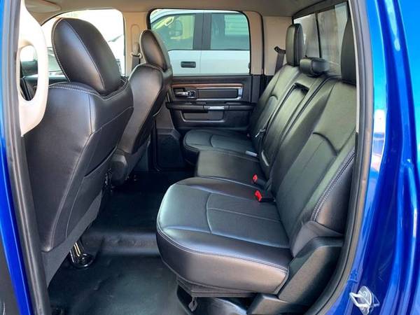 2018 Dodge Ram 3500 Laramie 4x4 Chassis 6.7L Cummins Diesel Flat bed for sale in Houston, TX – photo 6