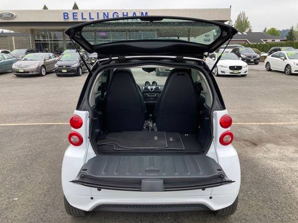 2015 smart Fortwo electric drive Passion Coupe - - by for sale in Bellingham, WA – photo 7
