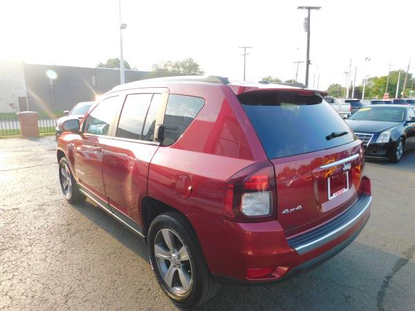 2017 JEEP COMPASS LATITUDE**SUPER CLEAN**LOW MILES**FINANCING... for sale in redford, MI – photo 4