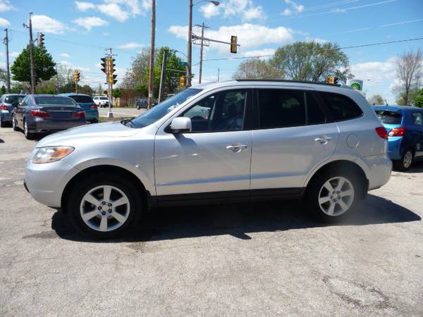 2008 Hyundai Santa Fe - - by dealer - vehicle for sale in milwaukee, WI – photo 6