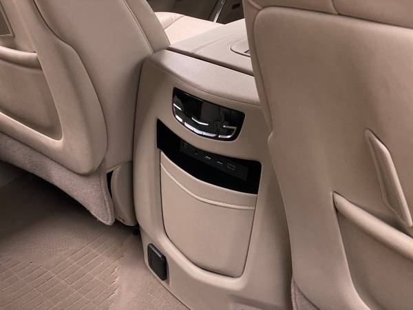2017 Caddy Cadillac Escalade Luxury Sport Utility 4D suv Gray - -... for sale in Luke Air Force Base, AZ – photo 20