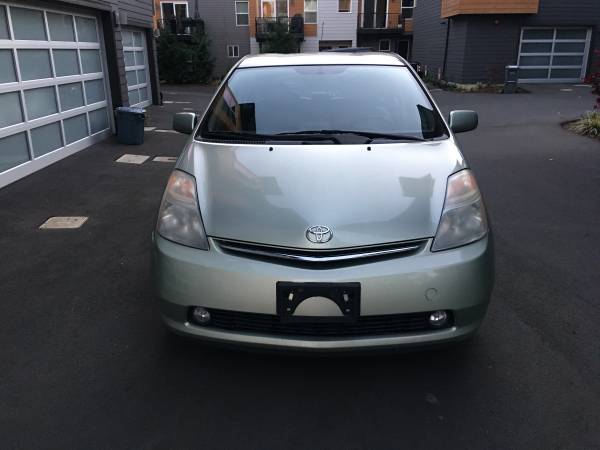 2008 Toyota Prius - cars & trucks - by dealer - vehicle automotive... for sale in Kenmore, WA – photo 4