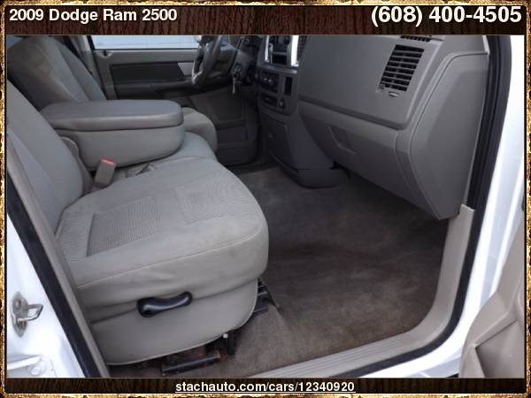 2009 Dodge Ram 2500 4WD Quad Cab 140.5" SLT with Tinted glass for sale in Janesville, WI – photo 5