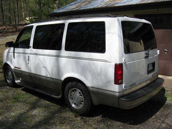 2002 Chevrolet Astro AWD Van, Very Low Miles & Clean! - cars & for sale in Pratts, VA – photo 6