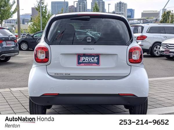 2018 Smart fortwo electric drive passion SKU:JK280089 Hatchback -... for sale in Renton, WA – photo 8