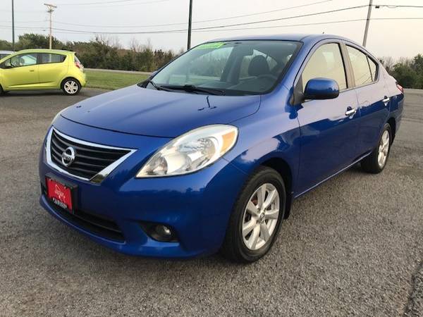 2012 Nissan Versa 1.6 SL - cars & trucks - by dealer - vehicle... for sale in Spencerport, NY – photo 2