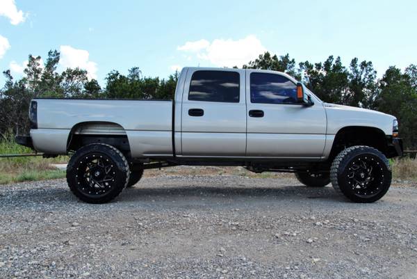 2001 CHEVROLET SILVERADO 1500HD 4X4 - LIFTED - LOW MILES - 20X12 & 35s for sale in LEANDER, TX – photo 12