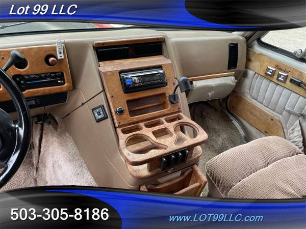1994 CHEVROLET G20 Sportvan Explorer Conversion Power Bench/BED Wood for sale in Milwaukie, OR – photo 6