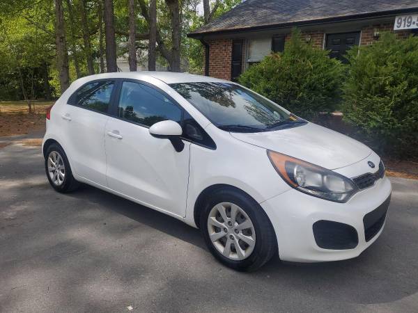 2013 Kia Rio 5-Door EX 4dr Wagon - - by dealer for sale in Fuquay-Varina, NC – photo 3