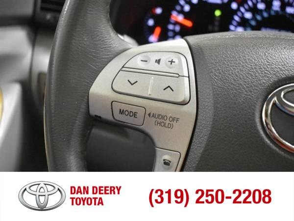 2007 Toyota Camry XLE Super White - - by dealer for sale in Cedar Falls, IA – photo 17