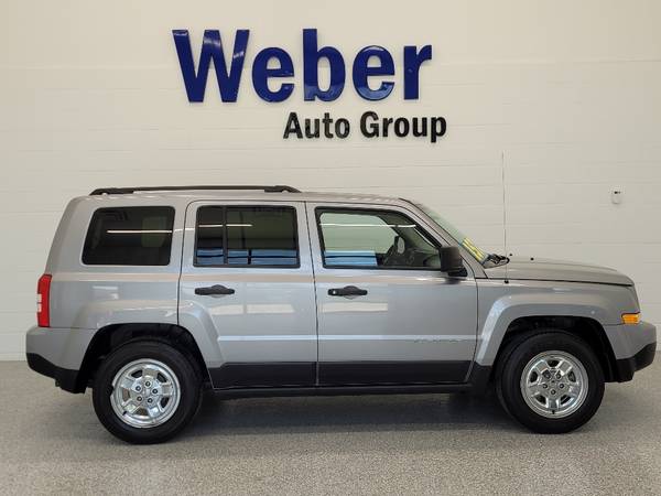 2016 Jeep Patriot Sport-Extra Nice! Very Reliable! for sale in Silvis, IA – photo 2