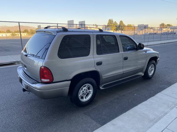 2000 Dodge Durango SLT. 3RD ROAD SITTER! FINANCING AVAILABLE - cars... for sale in Arleta, CA – photo 9