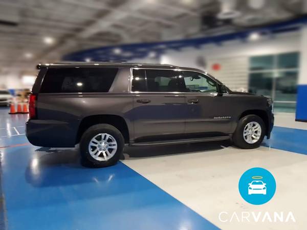2018 Chevy Chevrolet Suburban LT Sport Utility 4D suv Gray - FINANCE... for sale in Washington, District Of Columbia – photo 12