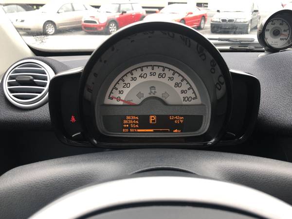 2015 Smart Fortwo Electric 1 Owner 8,000 Miles Like New Clean Carfax for sale in Palmyra, PA – photo 24