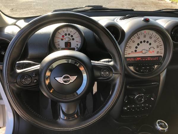 Mini Cooper Countryman Base - cars & trucks - by owner - vehicle... for sale in Fort Lauderdale, FL – photo 11
